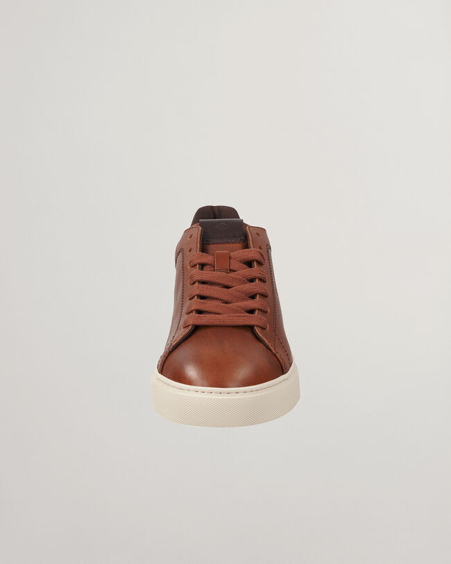 Mc&nbsp;Julien ‑tennarit