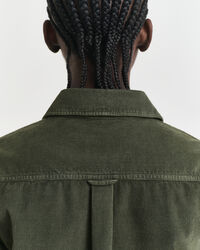 Regular fit ‑mitoitettu vakosamettipaita