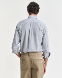 Regular fit ‑mitoitettu klassinen popliiniraitapaita