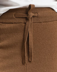 Karitsanvillaiset housut