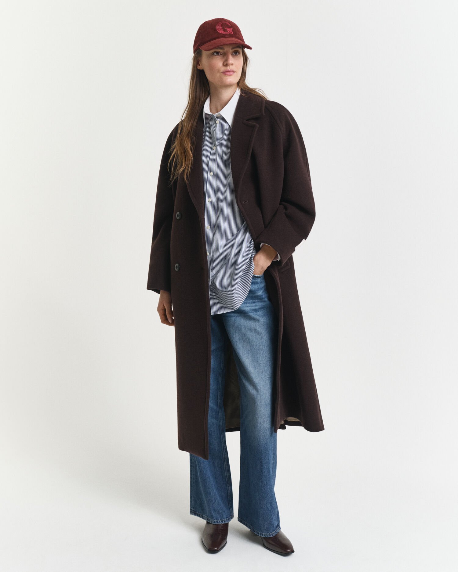 Oversized fit ‑mitoitettu raitapaita, kontrastivärinen kaulus
