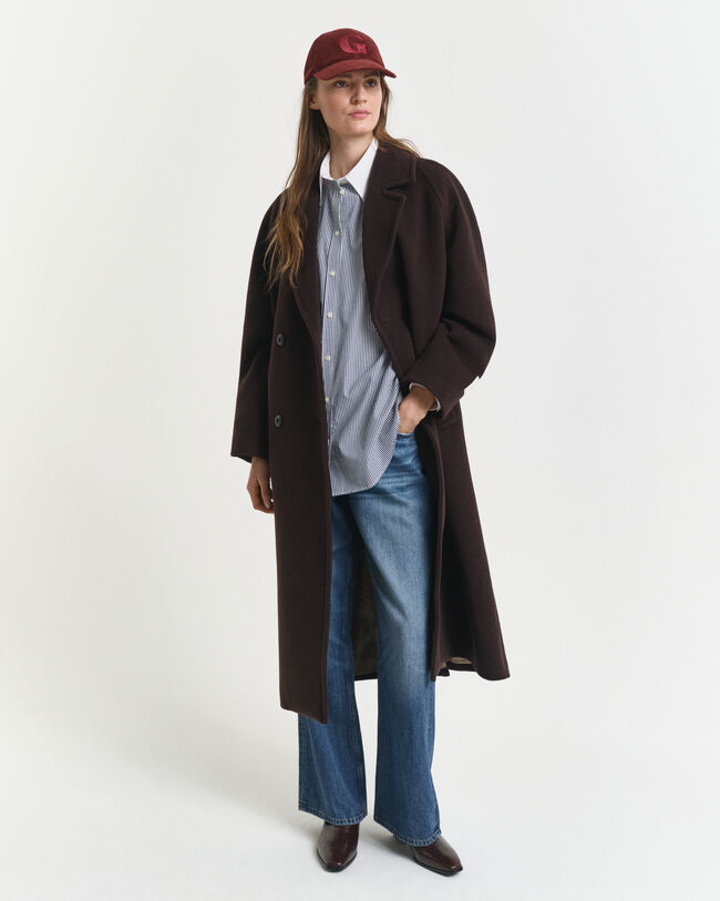Oversized fit ‑mitoitettu raitapaita, kontrastivärinen kaulus