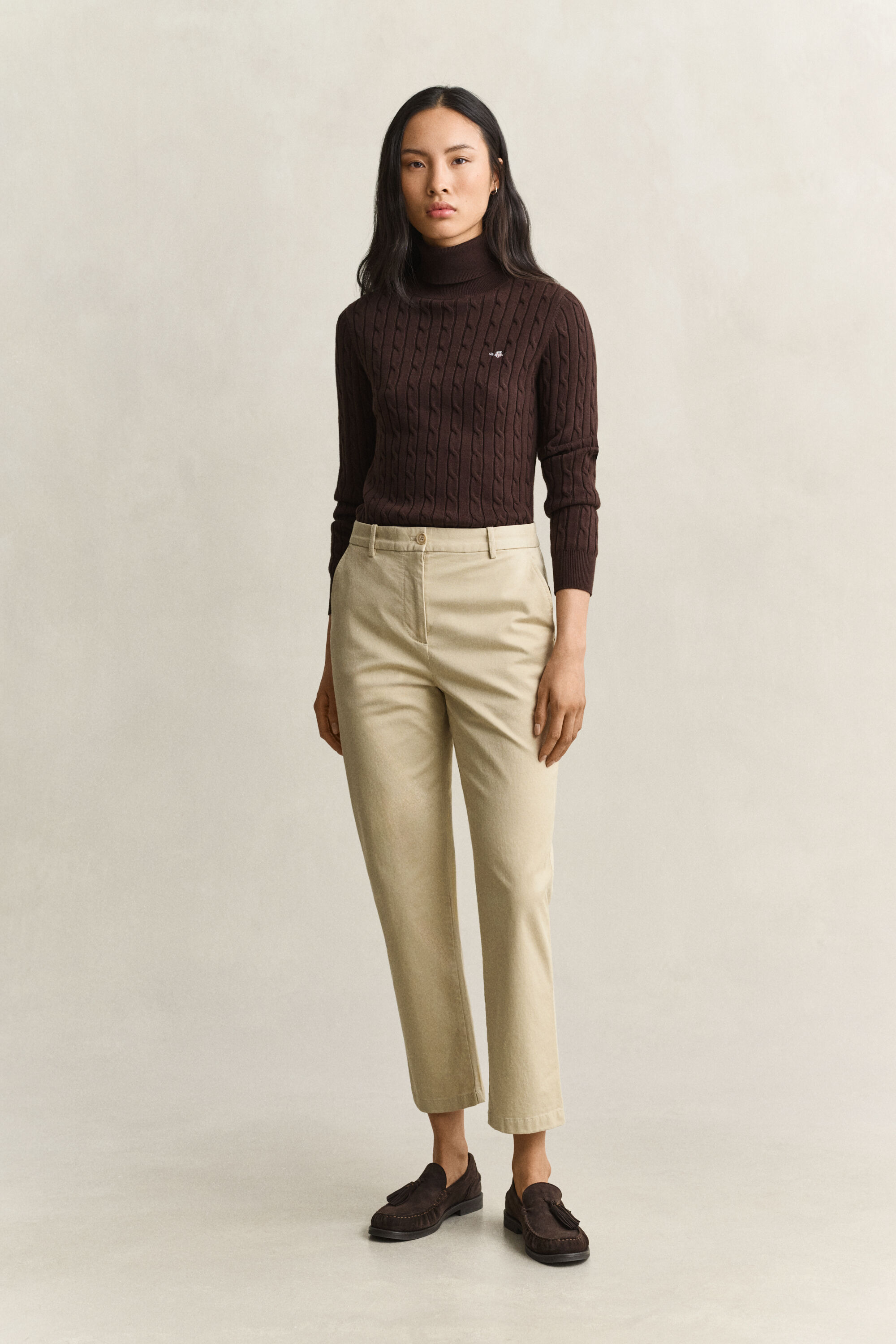 Slim fit ‑mitoitetut chinot