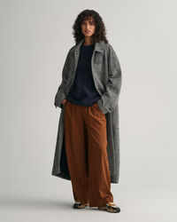 Hairy Textured -neulepusero, jossa py&ouml;re&auml; p&auml;&auml;ntie