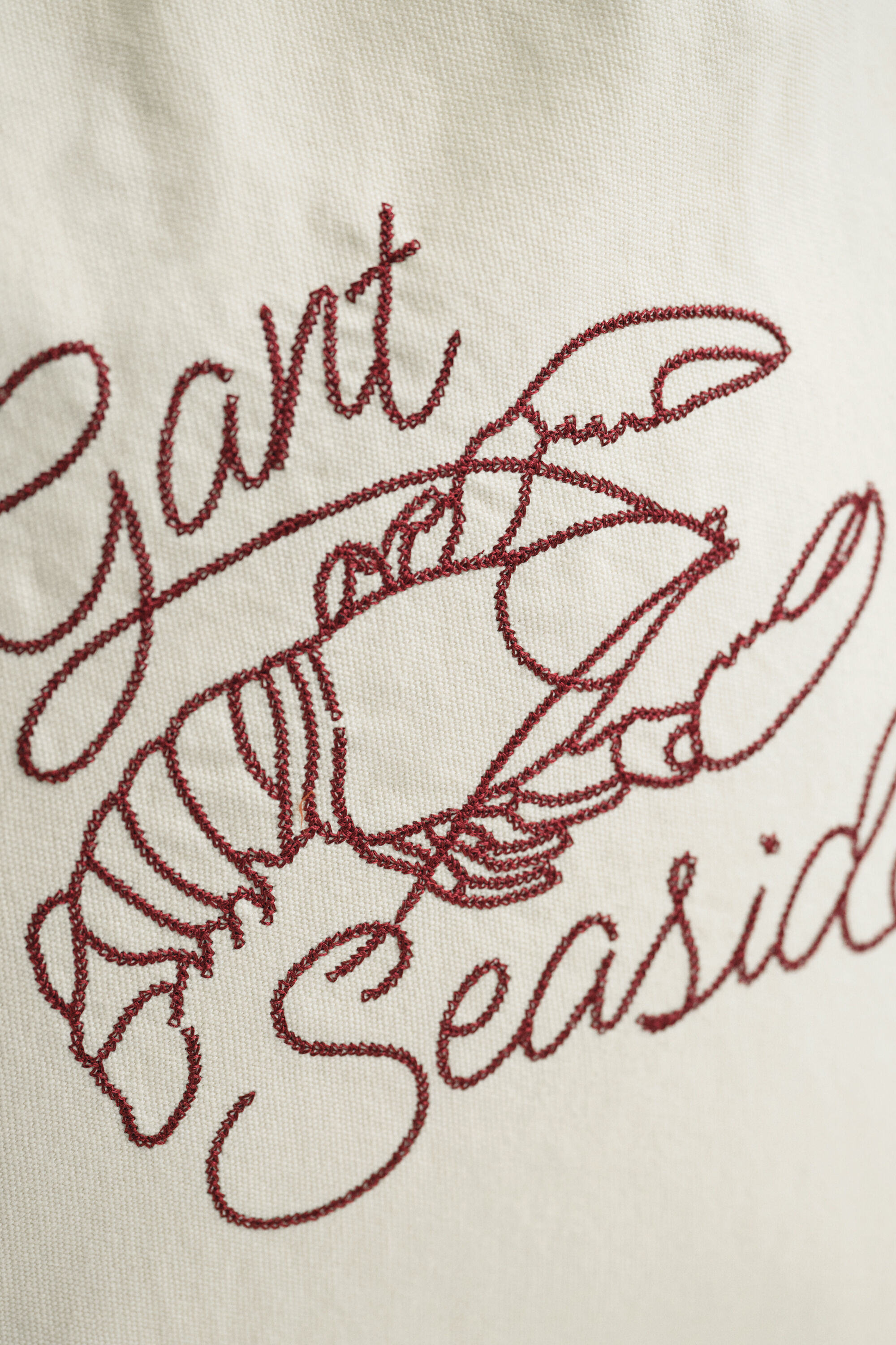 Kanvaasikankainen ostoskassi