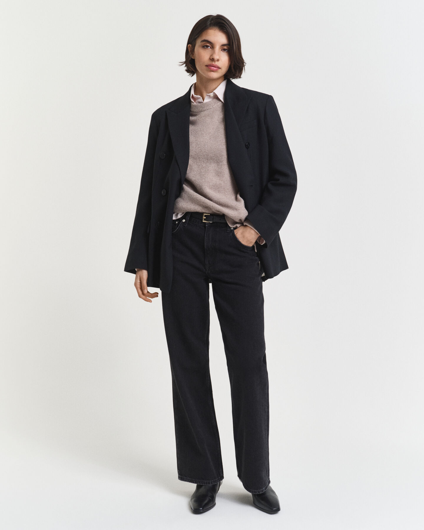 Pehmeä villa-kašmirsekoitteinen neulepusero, pyöreä pääntie