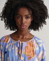 Printtikuvioitu Floral-mekko, jossa v‑pääntie