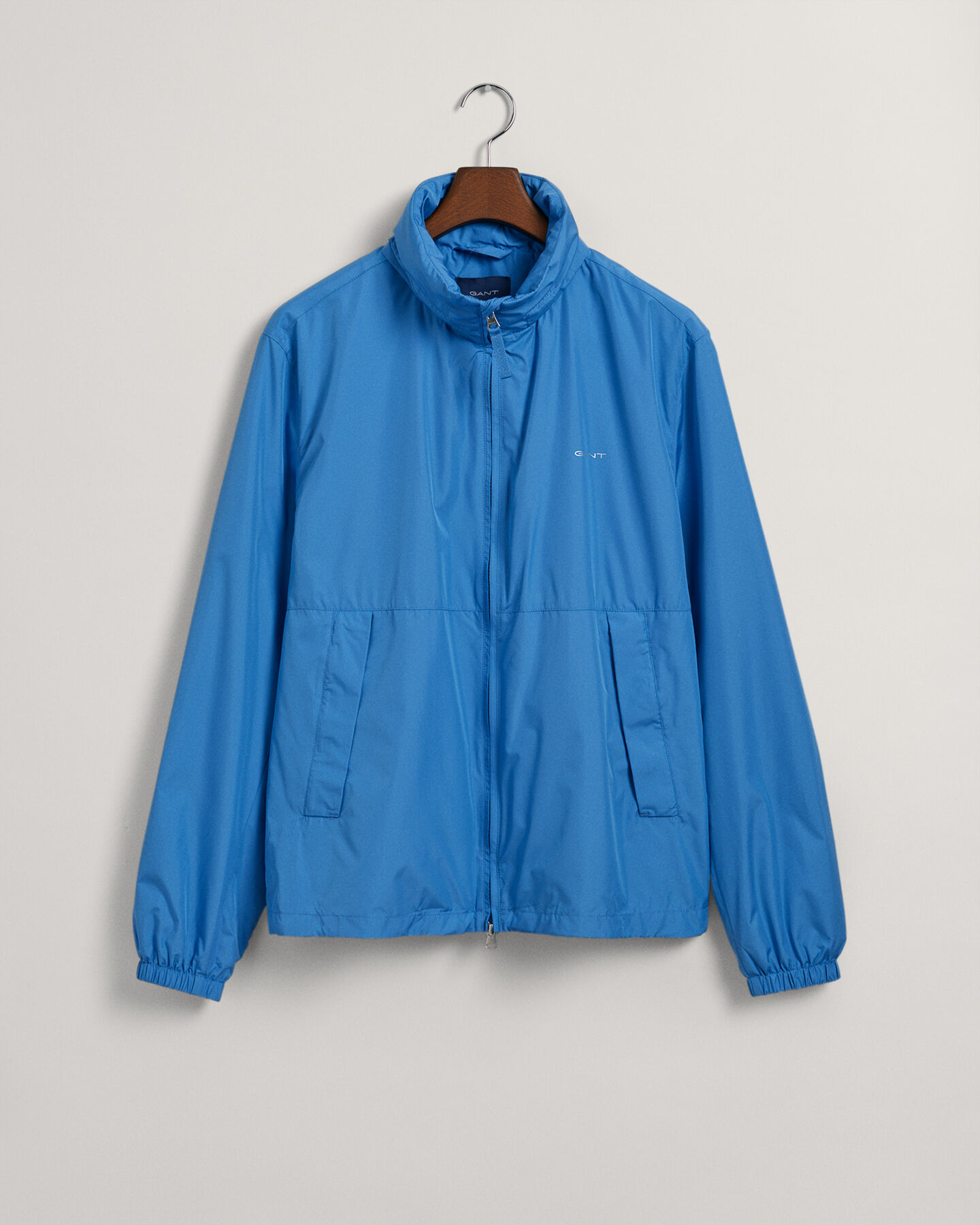 Kevyt Windshielder-kuoritakki