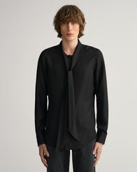 Slim fit ‑mitoitettu yksiv&auml;rinen rusettipaita