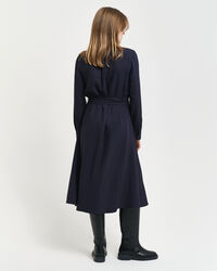 Taskullinen paitamekko