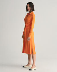 Slim&nbsp;fit ‑mitoitettu paitamekko jerseyneulosta