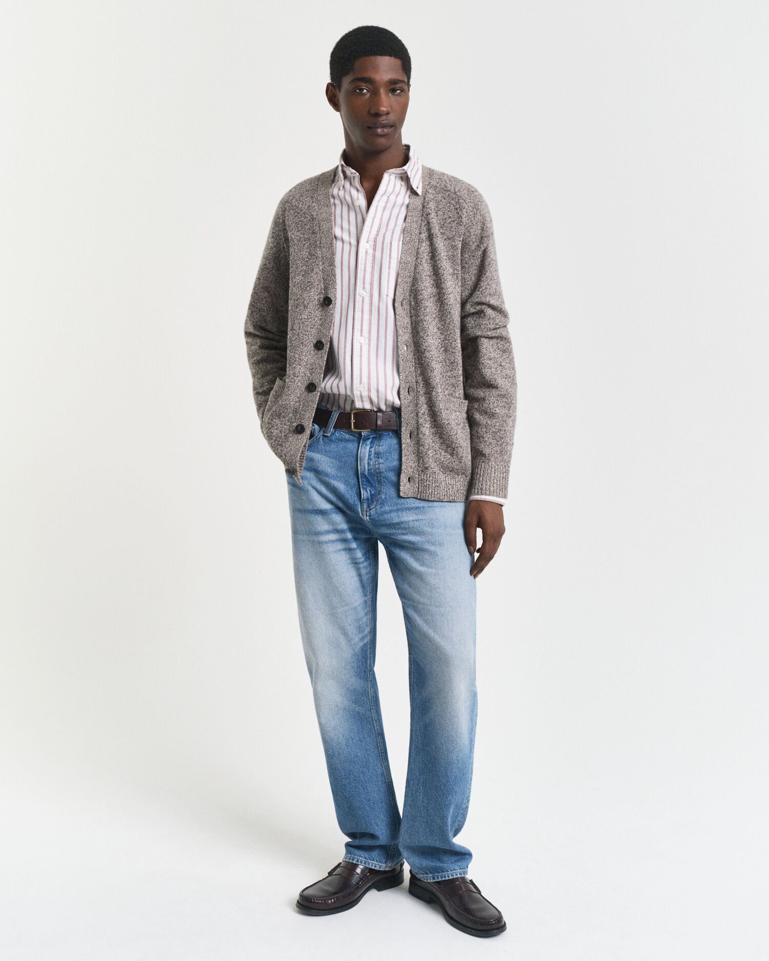 Villasekoitteinen mouliné-neuletakki