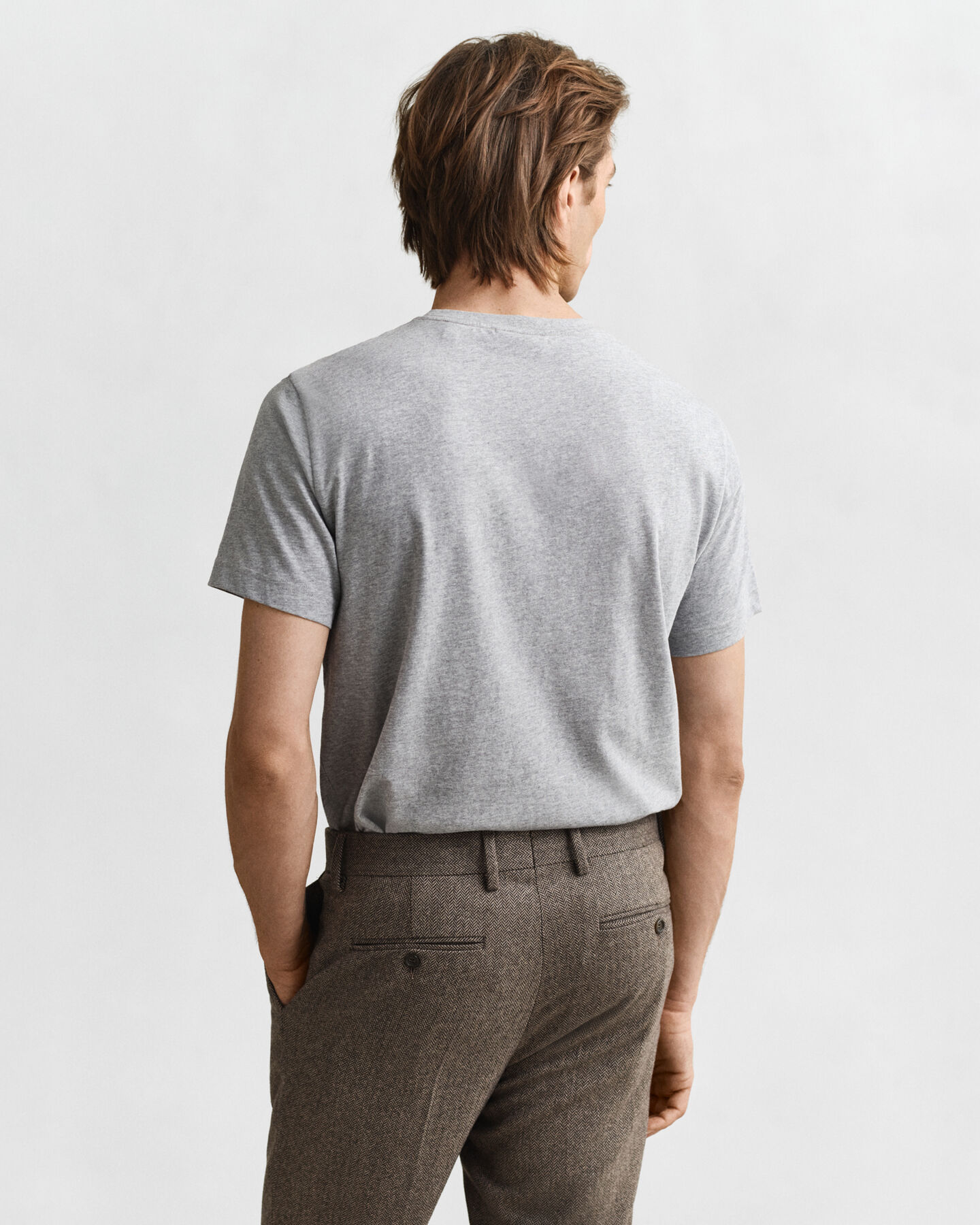 Regular fit ‑mitoitettu Shield-t‑paita