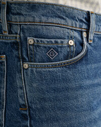 Regular fit ‑mitoitetut Arley Expressive Wash ‑farkut