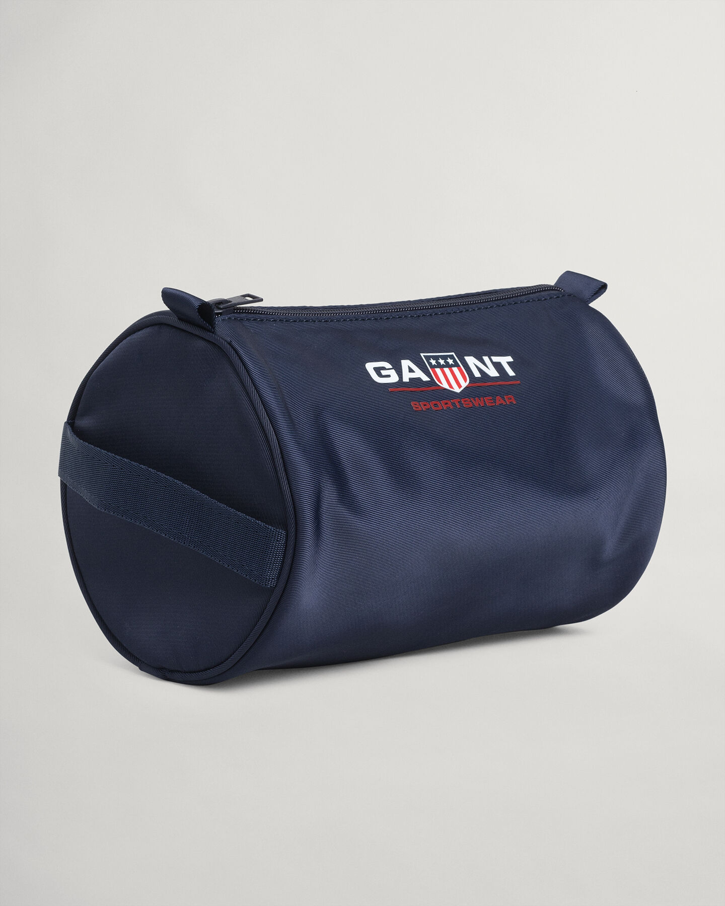 Teens-malliston Retro Shield ‑toilettilaukku