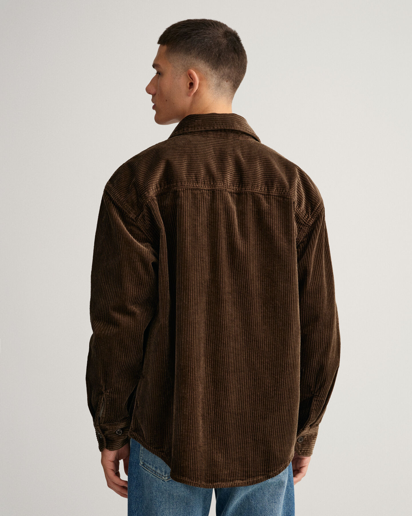 Vakosamettinen päällyspaita