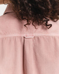 Regular fit ‑mitoitettu vakosamettipaita