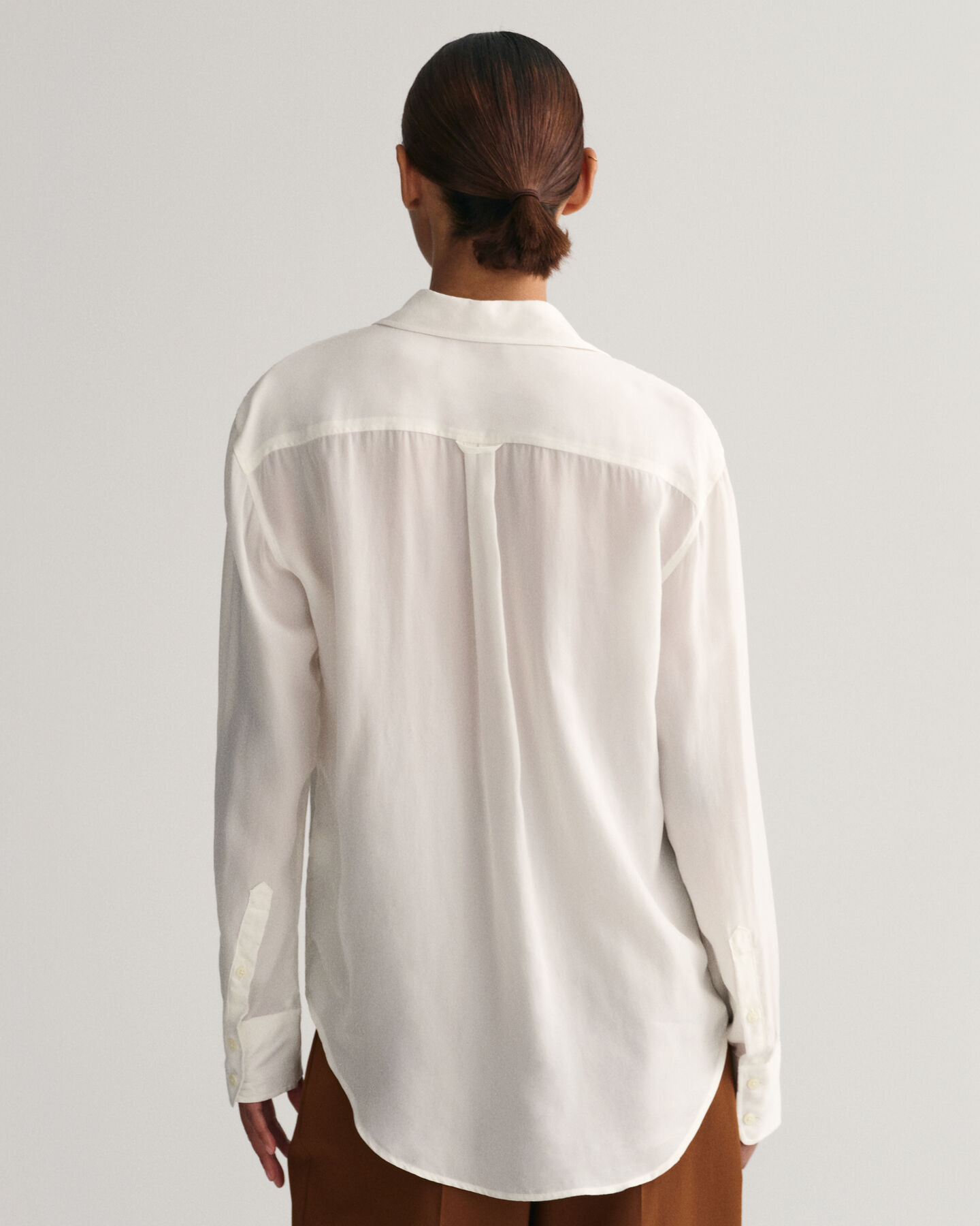 Relaxed fit ‑mitoitettu utility-paita