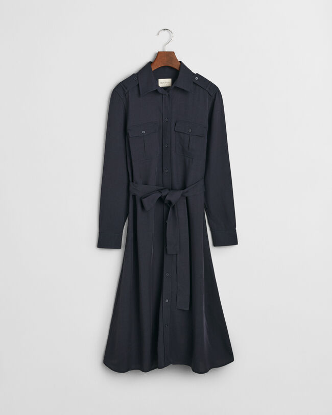 Taskullinen paitamekko