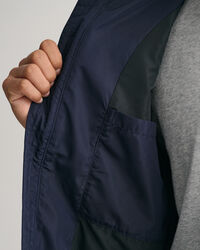 Kevyt Hampshire-takki