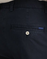 Slim fit ‑mitoitetut Hallden Sunfaded ‑chinot