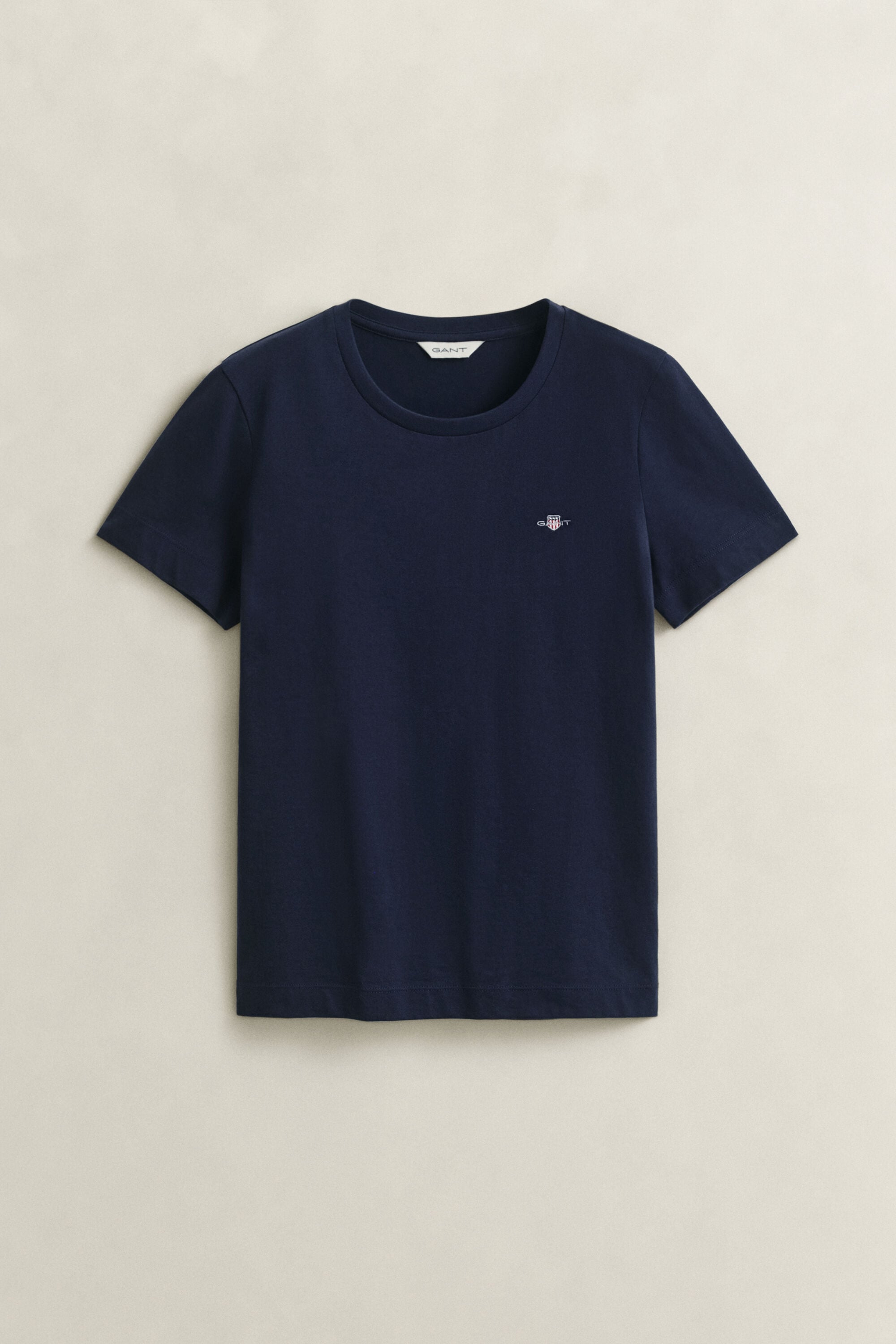 Shield-t‑paita