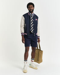 Relaxed fit ‑mitoitetut chinoshortsit puuvillatvilliä