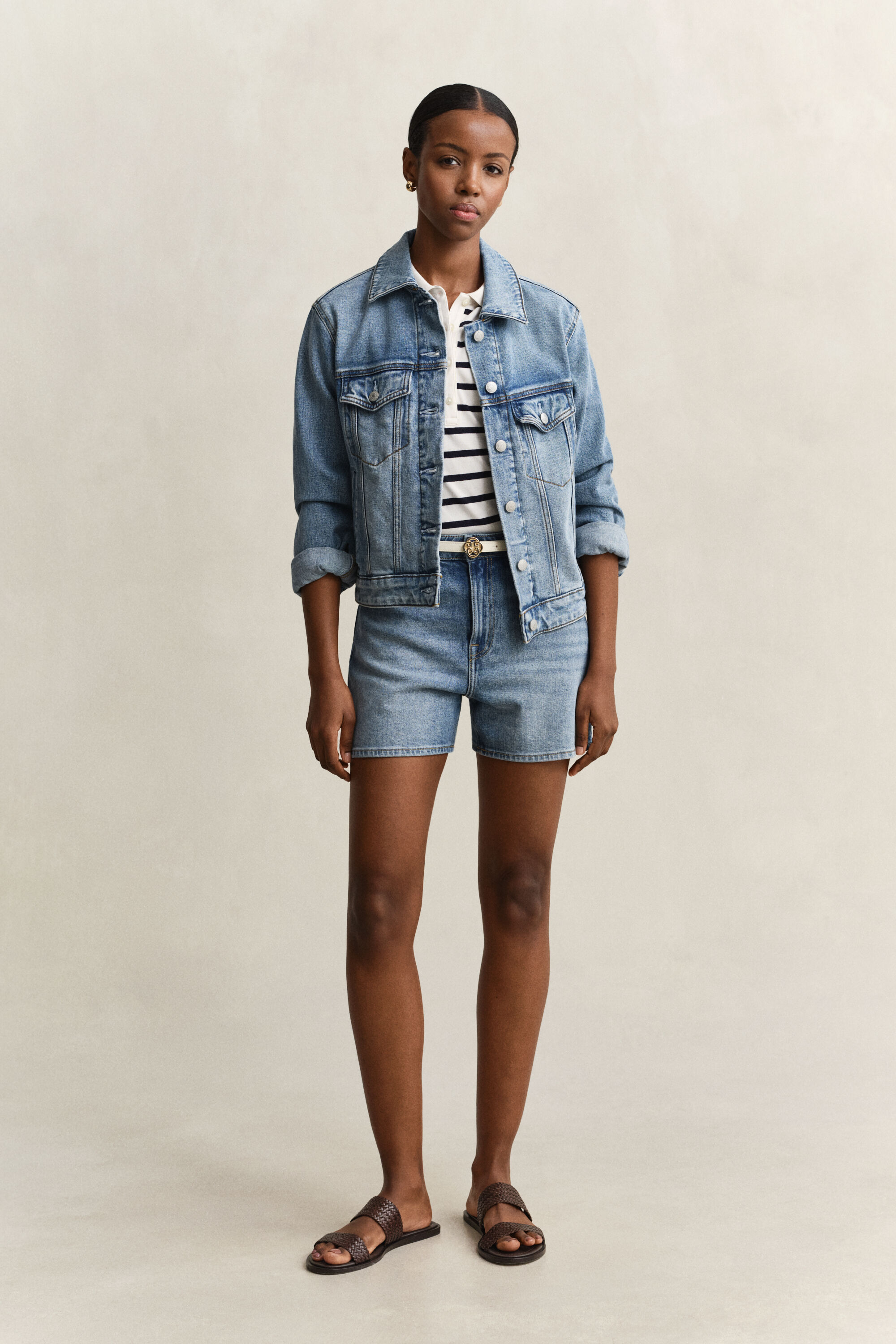 Raidallinen pikeepaita