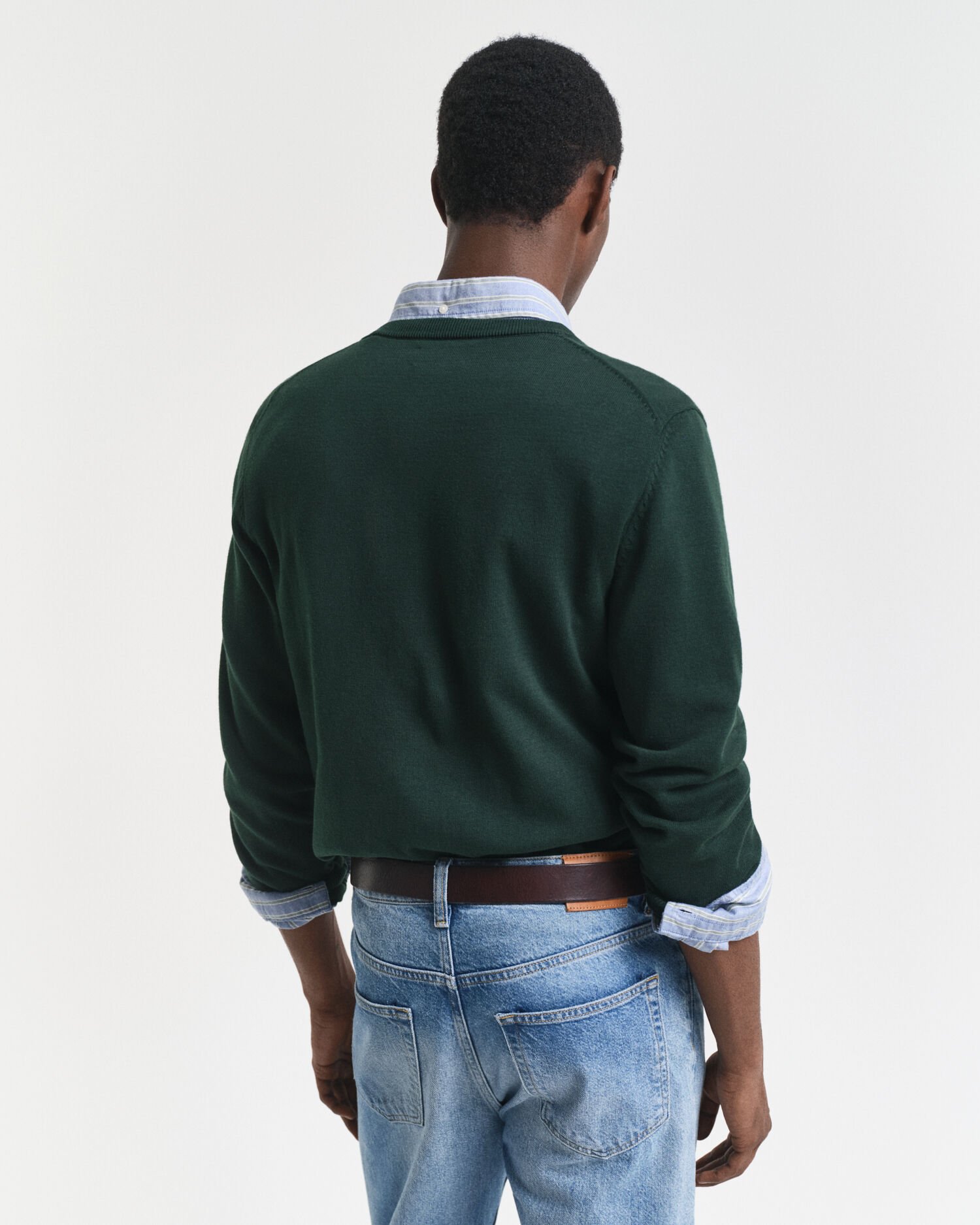 Klassinen puuvillaneulepusero, v-pääntie