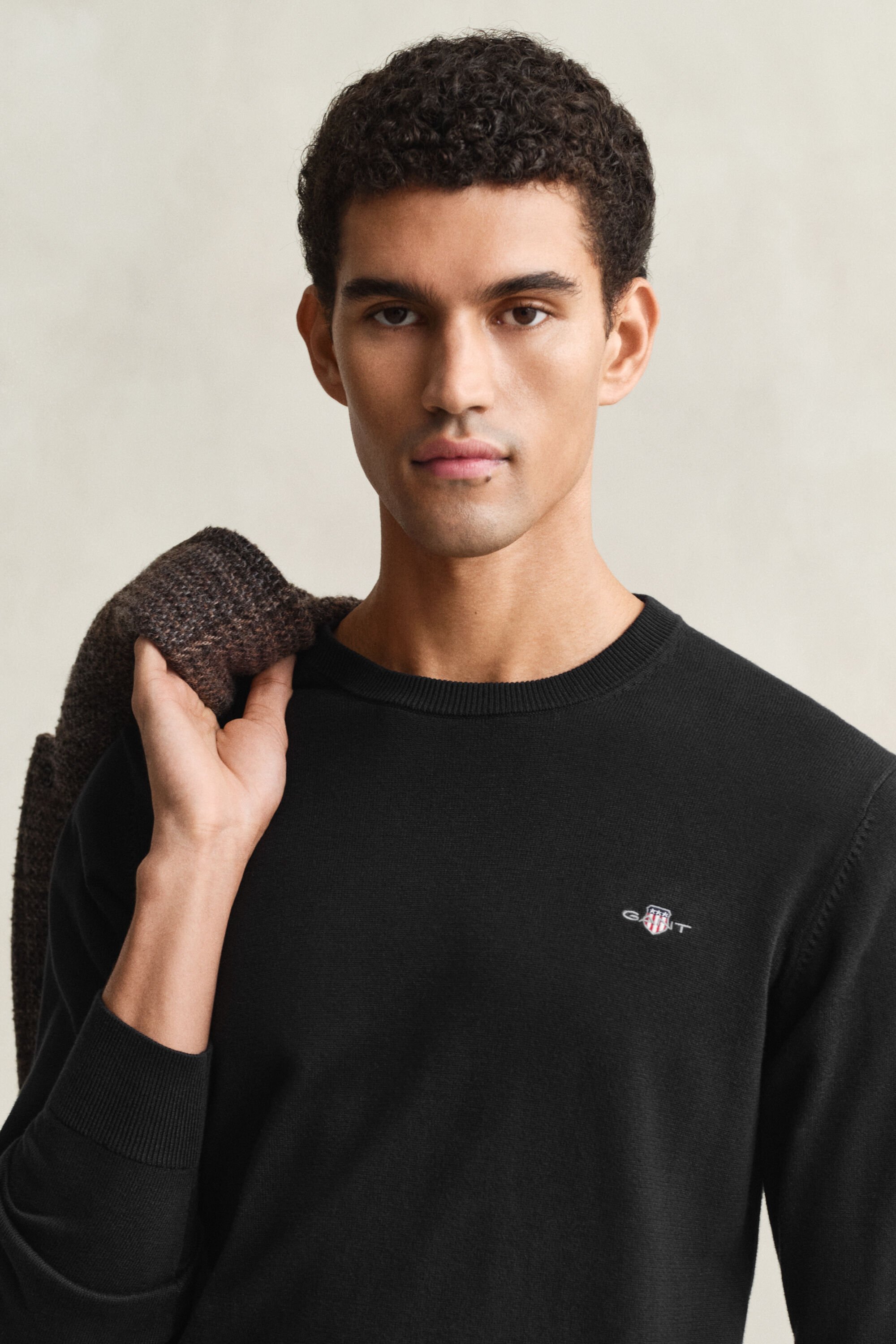 Puuvillaneulepusero, pyöreä pääntie