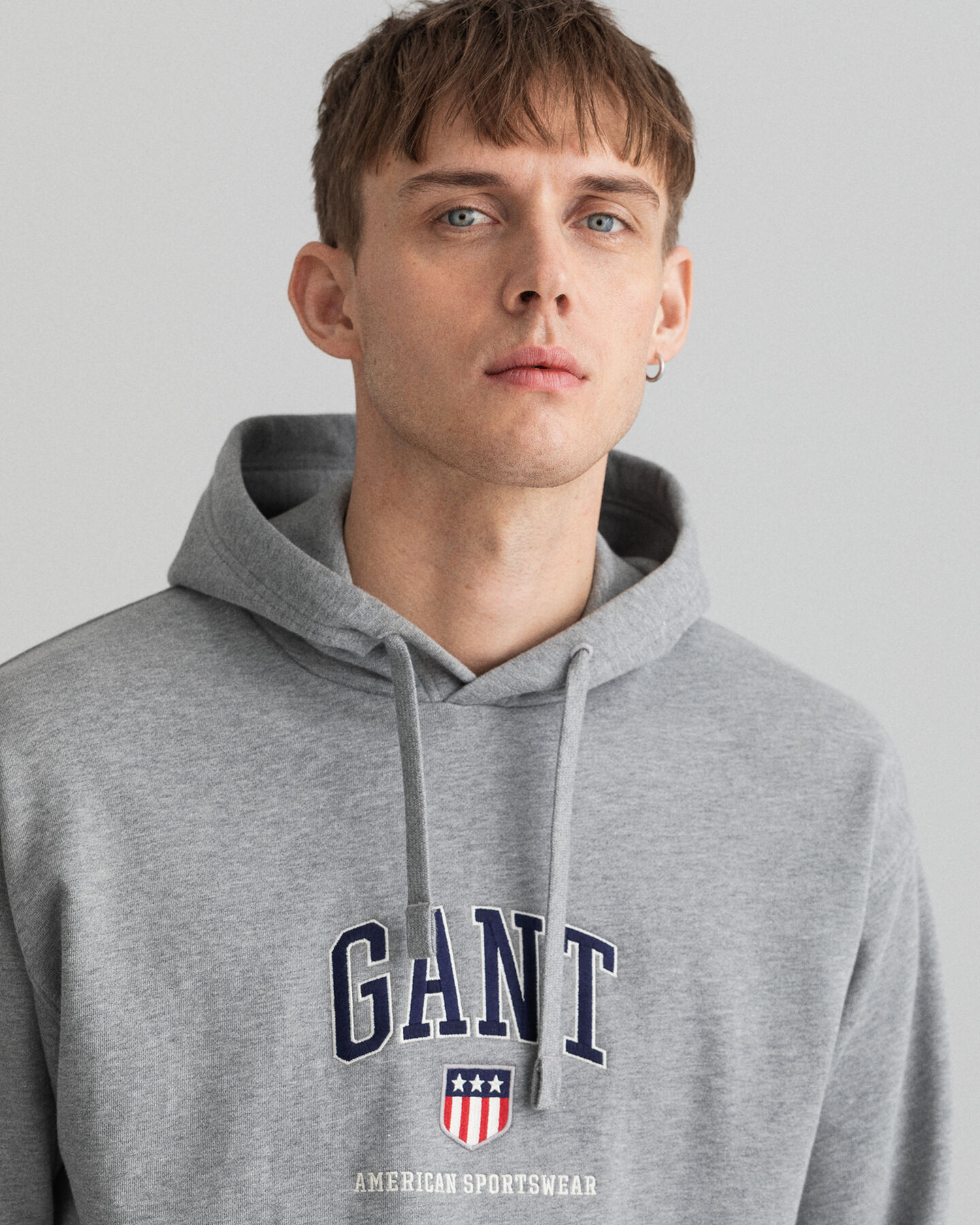 Retro Shield ‑huppari