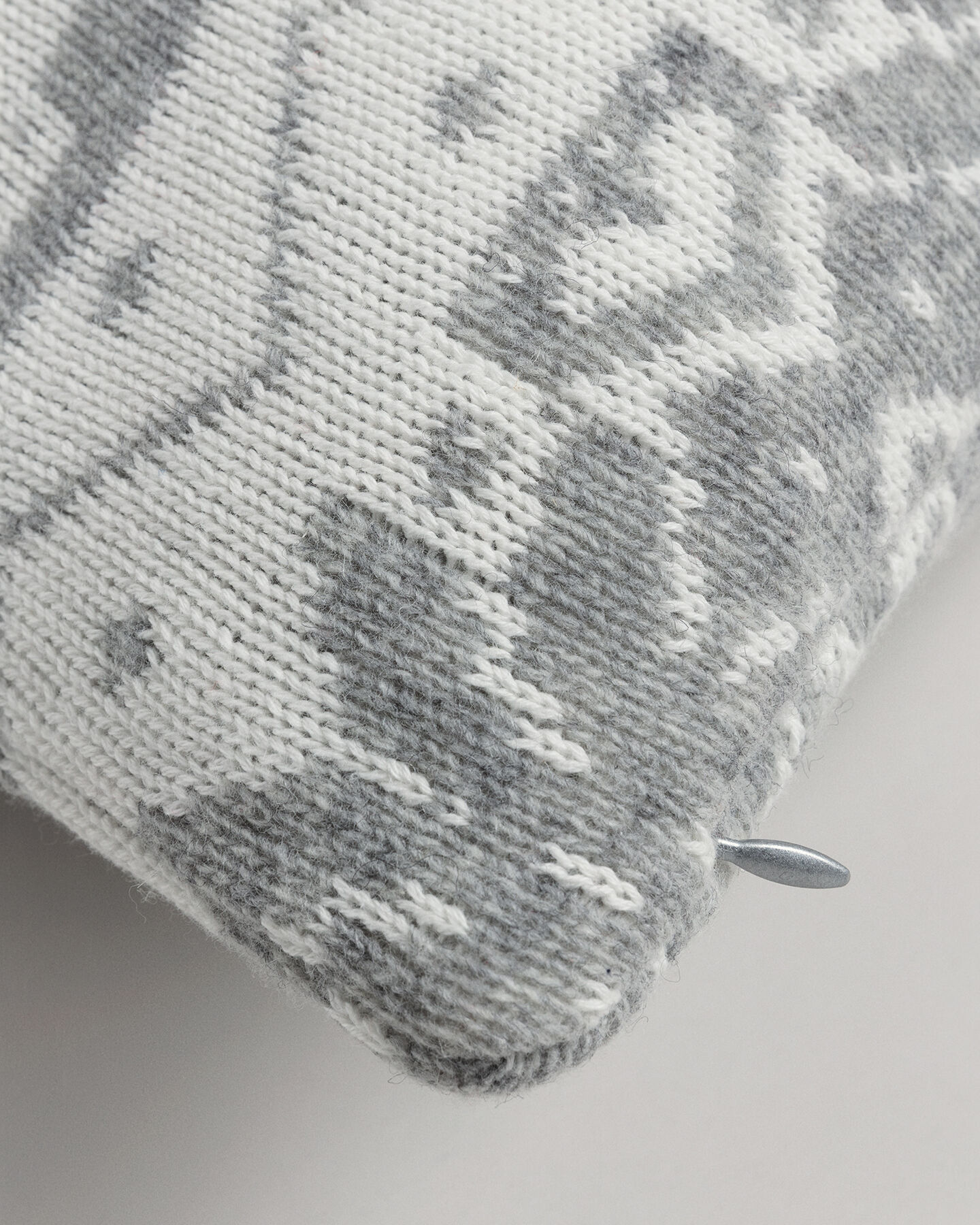 Holiday Knit ‑tyynynp&auml;&auml;llinen