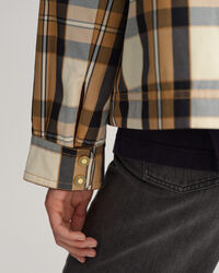 Ruudullinen lyhyt takki