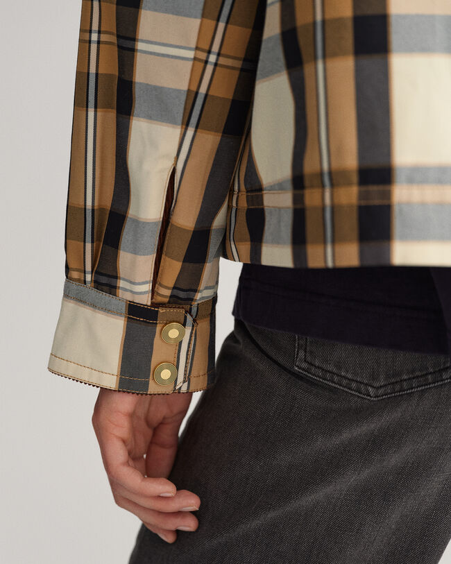 Ruudullinen lyhyt takki