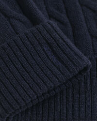 Villainen palmikkoneulepipo