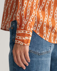 Regular&nbsp;fit ‑mitoitettu Chain-printtipaita puuvillavoileeta