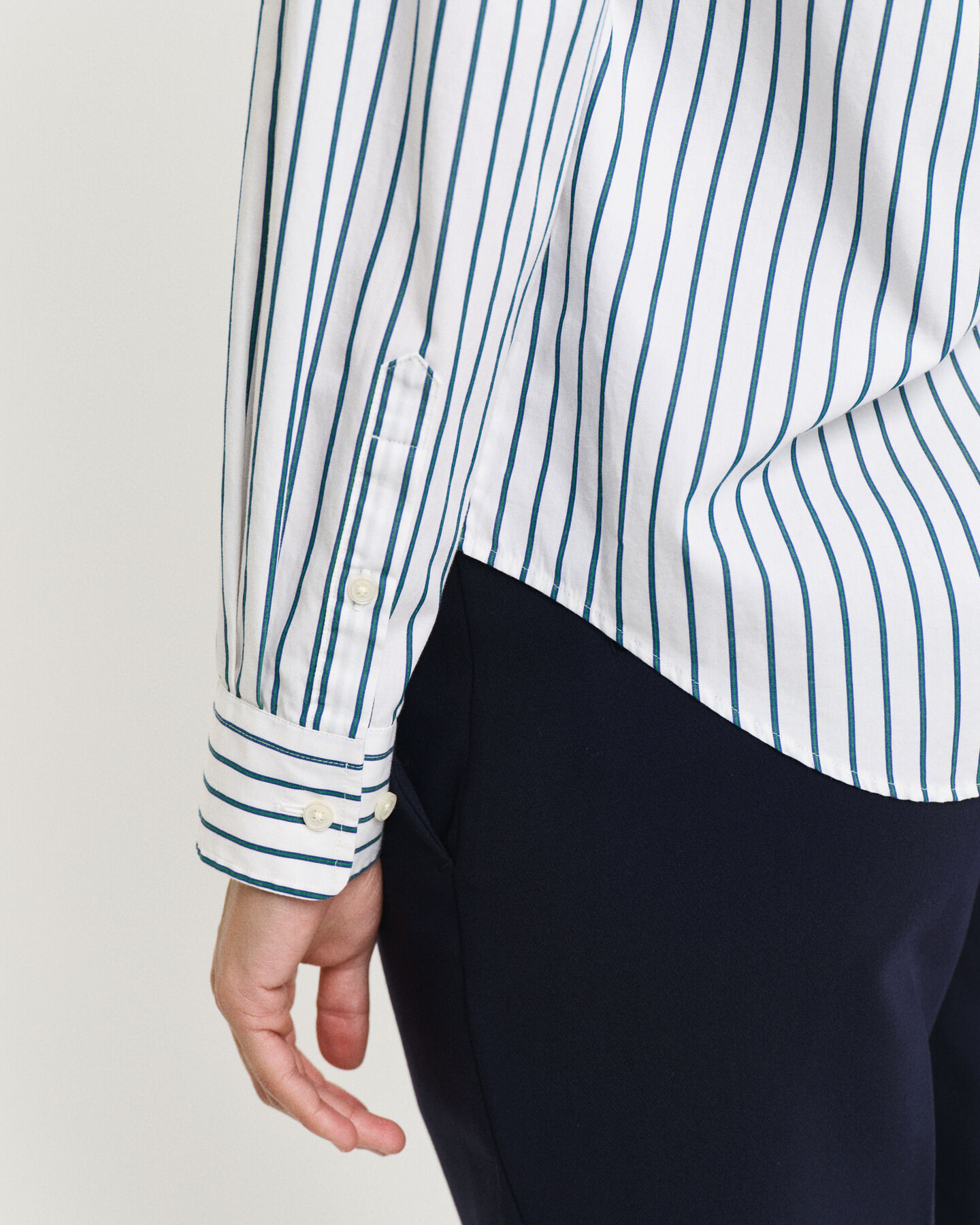 Regular fit ‑mitoitettu raidallinen Classic-popliinipaita