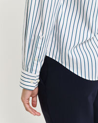 Regular fit ‑mitoitettu raidallinen Classic-popliinipaita