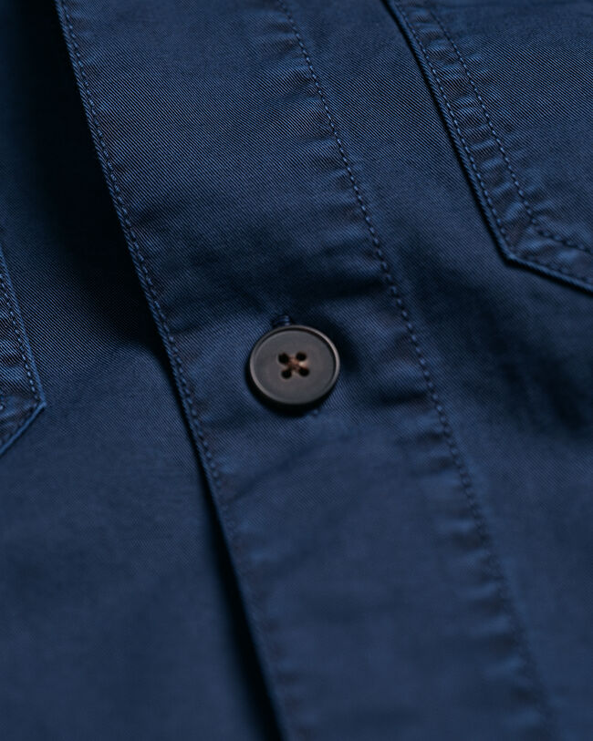 Puuvillainen palmikkoneulepusero, jossa py&ouml;re&auml; p&auml;&auml;ntie