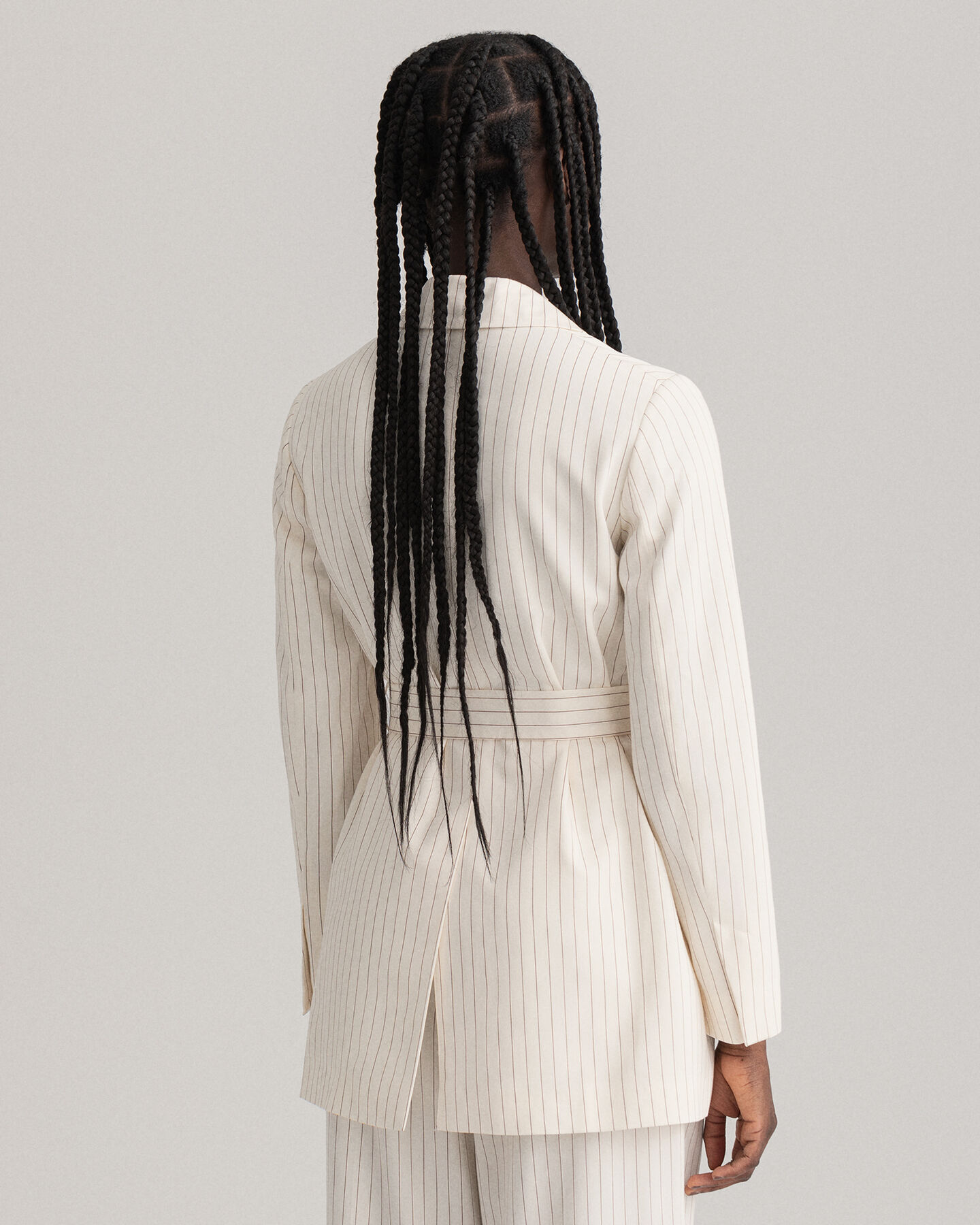 Liituraitableiseri vyöllä