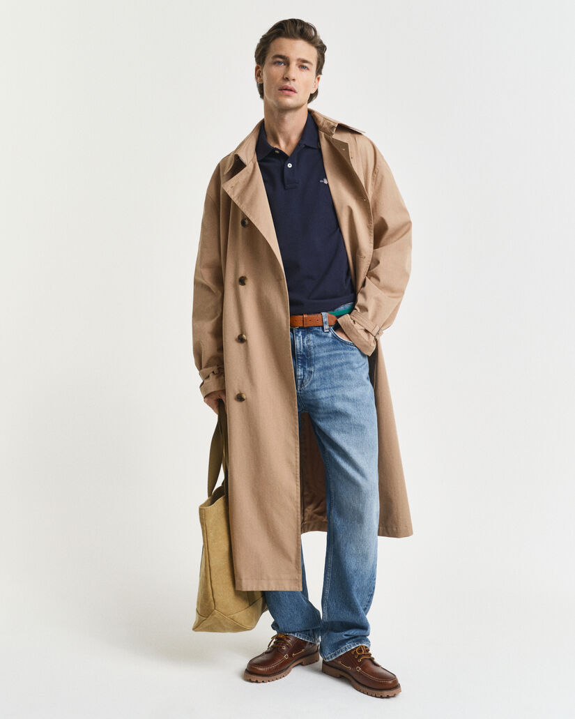 Slim fit ‑mitoitettu Shield-pikeepaita