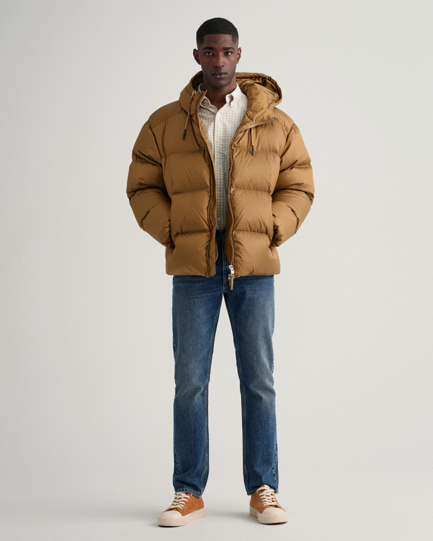 Regular fit ‑mitoitetut Arley Expressive Wash ‑farkut