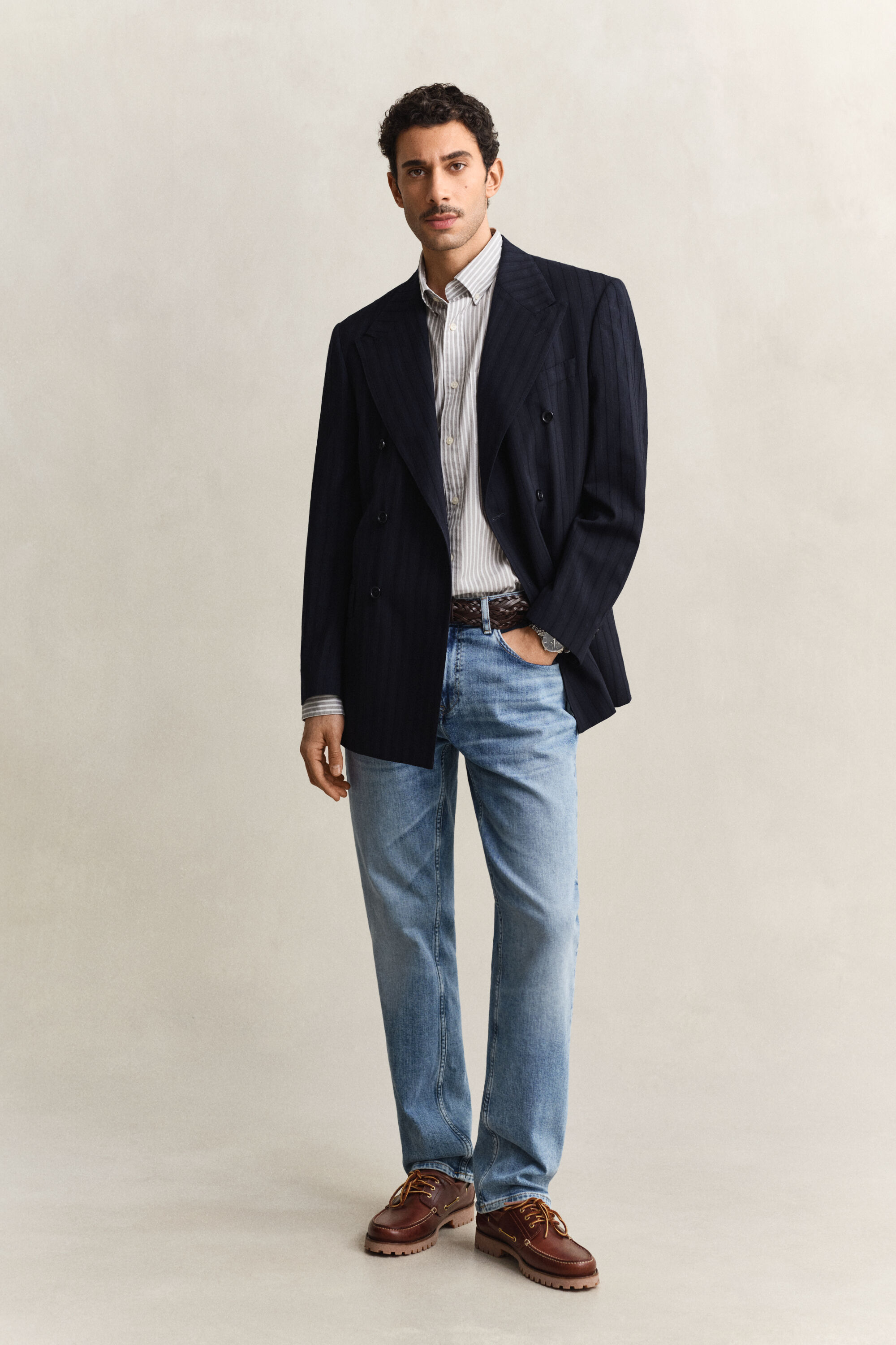 Raidallinen klassinen popliinipaita