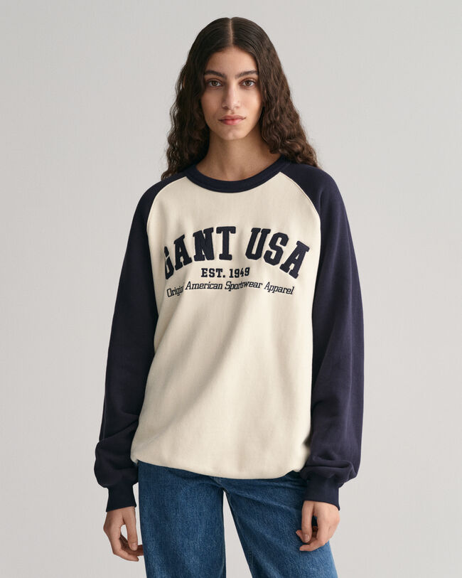 GANT USA ‑collegepaita, jossa py&ouml;re&auml; p&auml;&auml;ntie