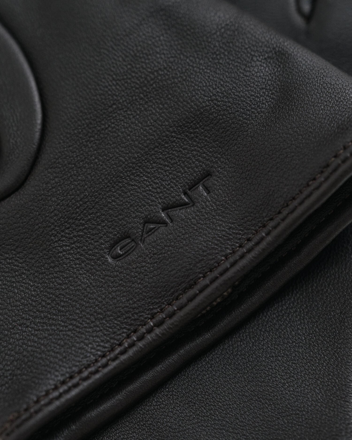 Napilliset nahkakäsineet