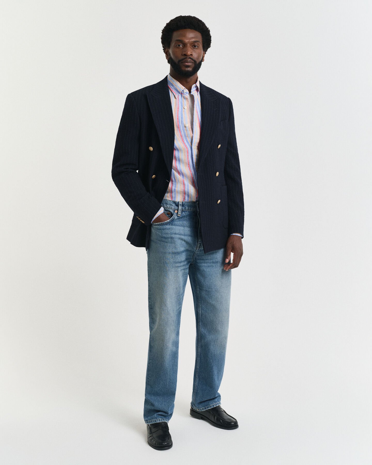 Straight fit ‑mitoitetut farkut