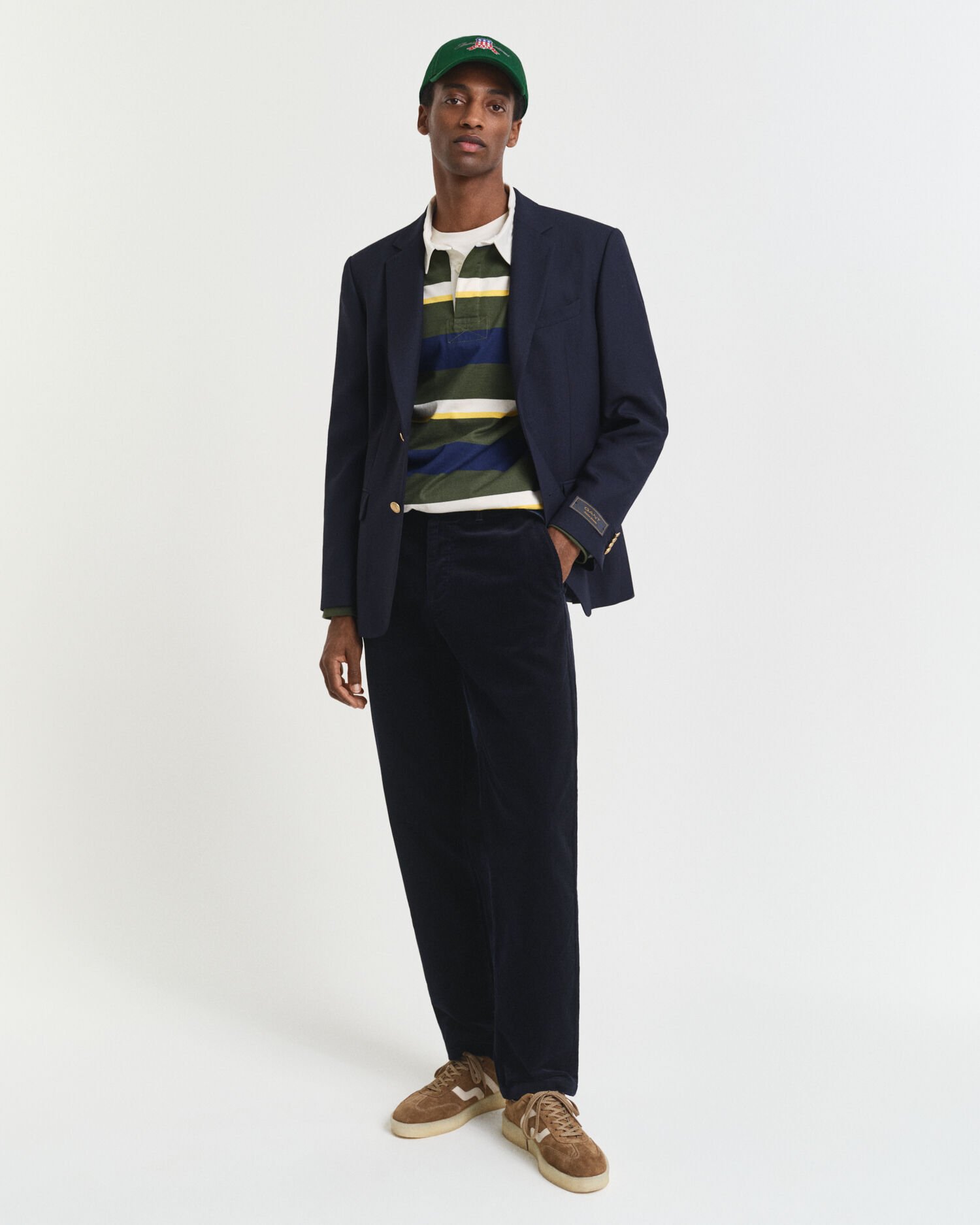 Regular fit ‑mitoitetut vakosamettichinot