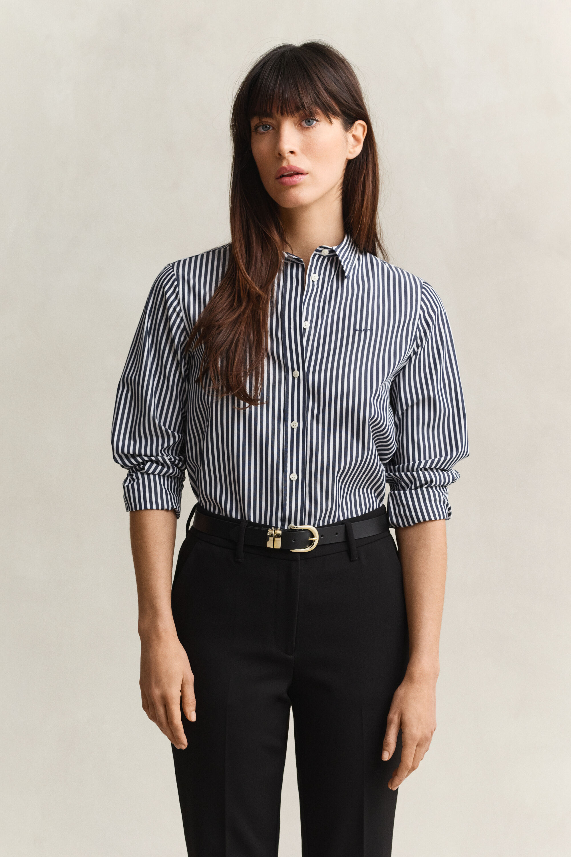 Regular fit ‑mitoitettu klassinen popliiniraitapaita