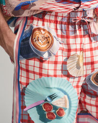 Printtikuvioidut silkkishortsit