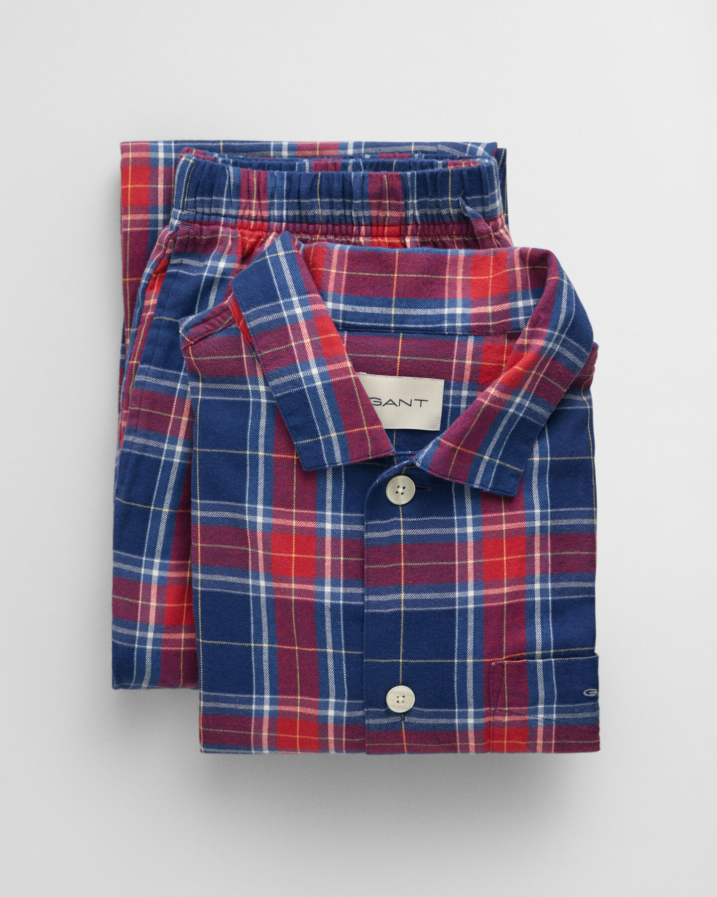 Flanellipyjamapaita ja -housut lahjapakkauksessa